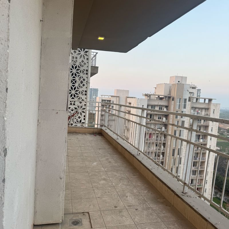 4 BHK + Servant Room Apartment For Sale in Puri Diplomatic Residences