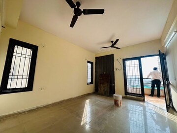 Room in 3.5 BHK Apartment at RPS Savana, Sector 88 – for Rent