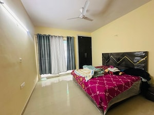 Bedroom in 3 BHK Builder Floor at Amolik Residency, Sector 86 – for Rent