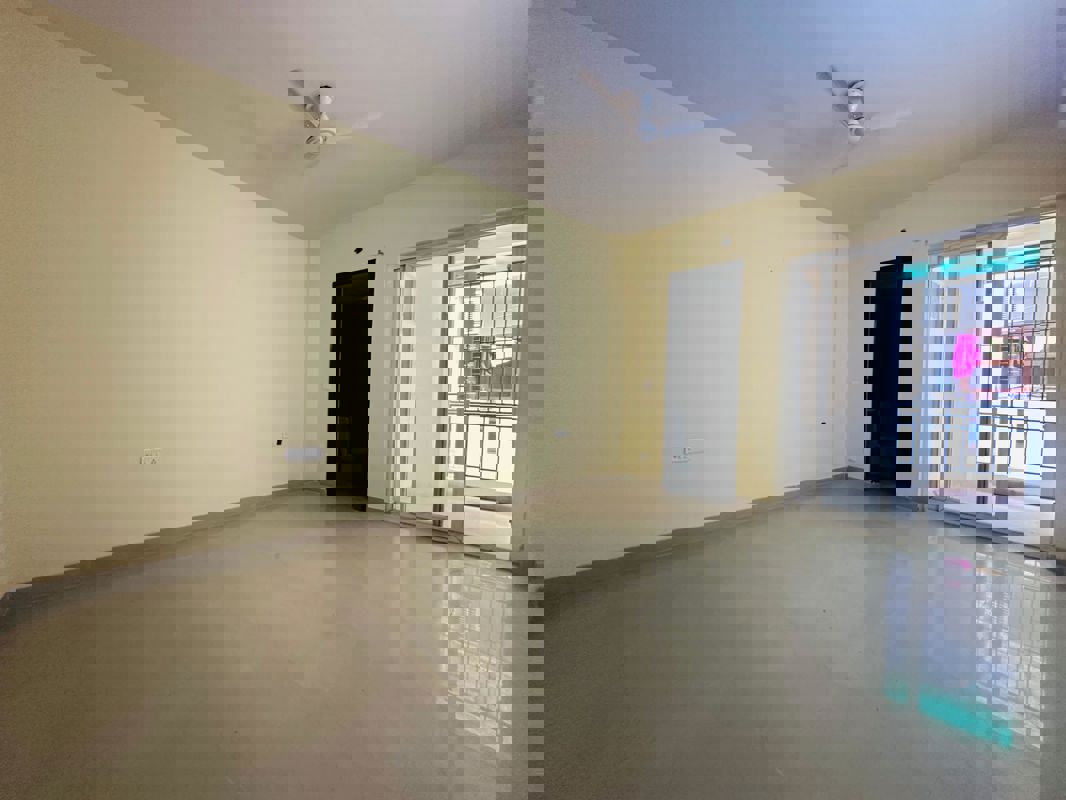 3 BHK 1250 Sq.Ft. Builder Floor in Amolik Residency