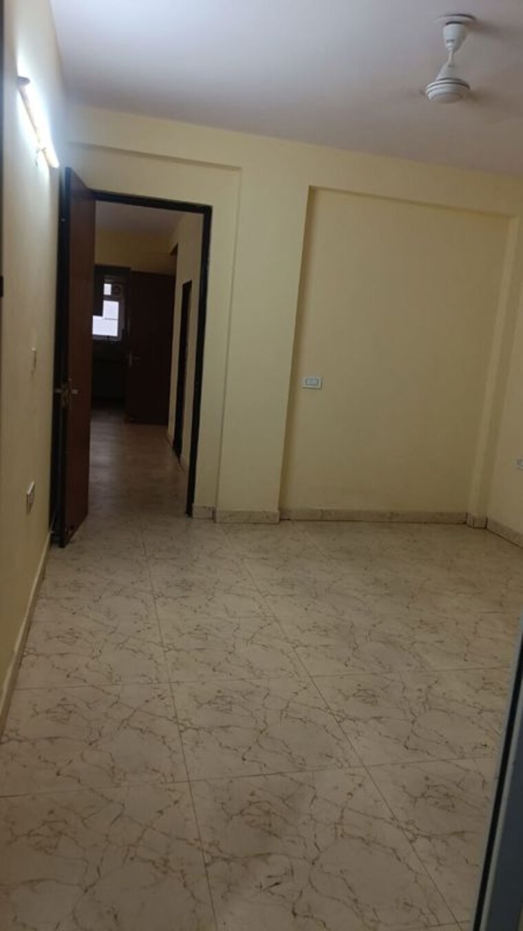Room, amolik-residency 3 Bedroom 1250 Sq.Ft. Builder Floor In Sector 86 Faridabad 10013935