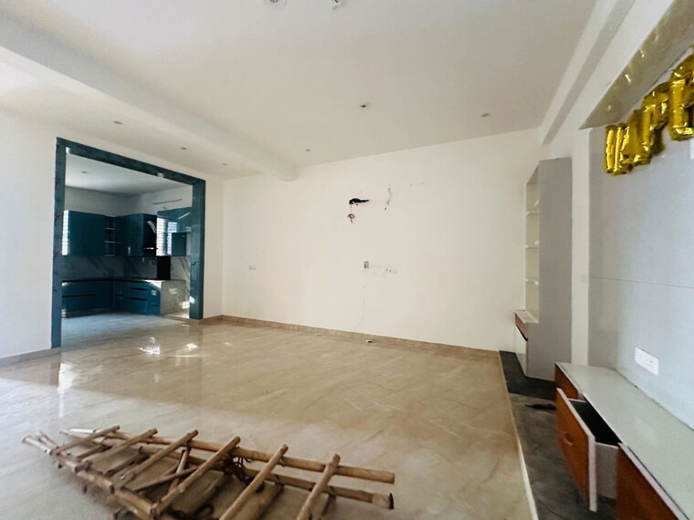 Room, parklands 4 Bedroom 2500 Sq.Ft. Builder Floor In Sector 85 Faridabad 10013937