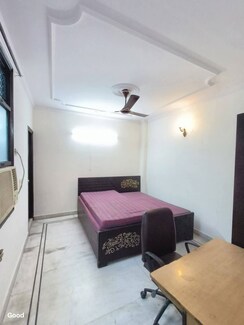 2 BHK Builder Floor For Rent in East Of Kailash