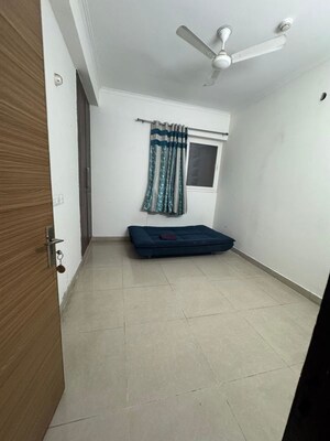 Room in 3 BHK Apartment at Saya Zion, Sector 4 Greater Noida – for Rent