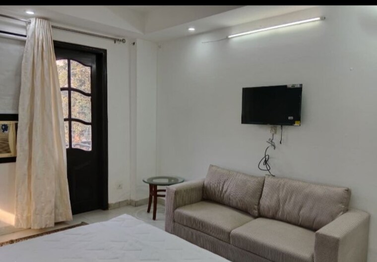 Living Room, greater kailash i 1 Bedroom 650 Sq.Ft. Builder Floor In Greater Kailash I Delhi 10013960