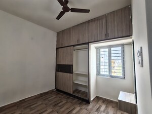 Room in 1 BHK Apartment at Sri Rama Residency Kondapur, Kondapur – for Rent