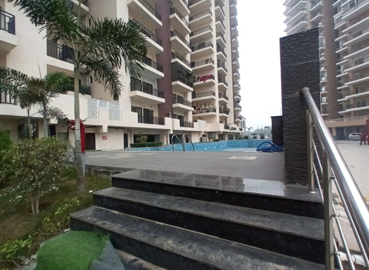 Exterior View, the-golden-gate 2 Bedroom 1098 Sq.Ft. Apartment In Mahurali Ghaziabad 10013973
