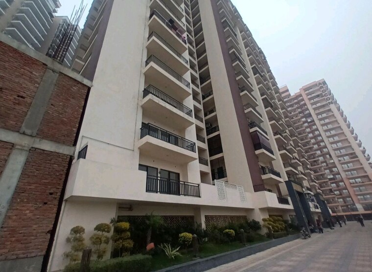 Exterior View, the-golden-gate 2 Bedroom 1098 Sq.Ft. Apartment In Mahurali Ghaziabad 10013973