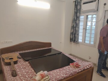 Master Bedroom in 4 BHK Apartment at Sector 21c – for Rent