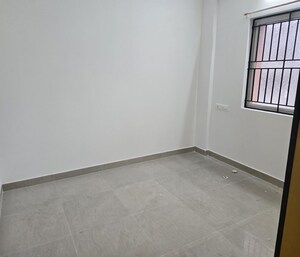 Room in 2 BHK Apartment at Celebrity Srivaasas, Electronic City Phase I – for Rent