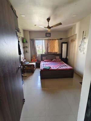 Bedroom in 2.5 BHK Apartment at Neema Sharda Heights, Andheri East – for Sale