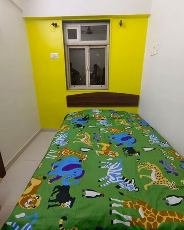 Bedroom in 2.5 BHK Apartment at Neema Sharda Heights, Andheri East – for Sale