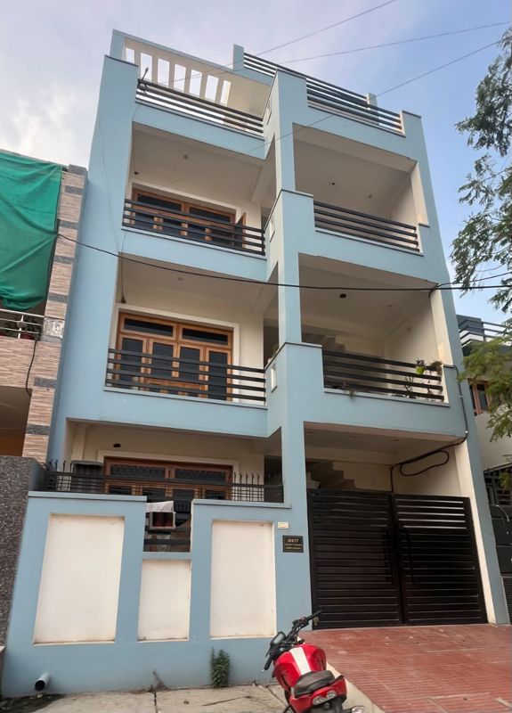 2 BHK + Pooja Room Builder Floor For Rent in Gomti Nagar