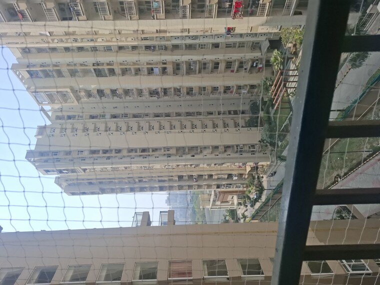 Exterior View, amrapali-heartbeat-city 2 Bedroom 1195 Sq.Ft. Apartment In Sector 107 Noida 10014016