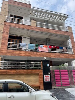 3 BHK + Pooja Room Builder Floor For Rent in Gomti Nagar