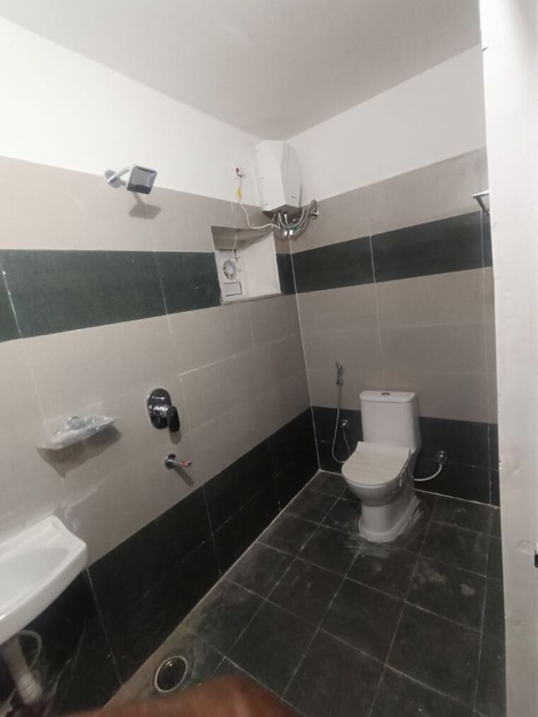 Bathroom, green-hills-manikonda 2 Bedroom 1250 Sq.Ft. Apartment In Manikonda Hyderabad 10014029