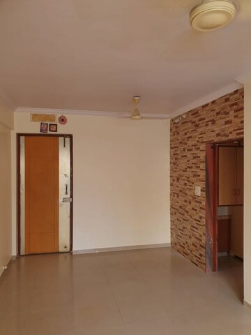 Room in 1 BHK Apartment at Vasant Oscar, Moti Nagar – for Rent