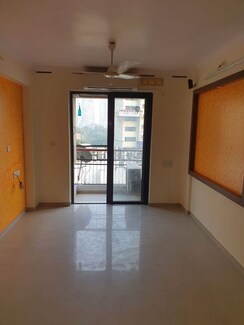 1 BHK Apartment For Rent in Vasant Oscar