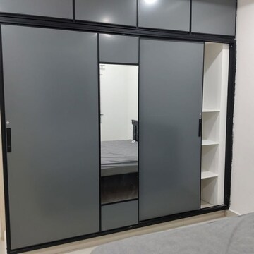 Room in 2 BHK Apartment at Sky Heights Puppalaguda, Puppalaguda – for Rent