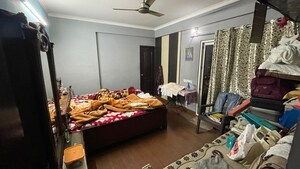 Bedroom in 2.5 BHK Apartment at Saviour Park, Mohan Nagar – for Rent