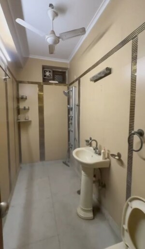 Bathroom in 3 BHK Builder Floor at Patel Nagar – for Rent