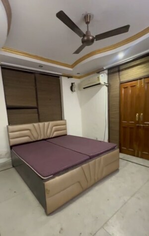 Bedroom in 3 BHK Builder Floor at Patel Nagar – for Rent