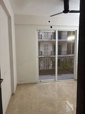 Room in 3 BHK Builder Floor at Signature Global Park 4 and 5, Sohna Sector 36 – for Rent