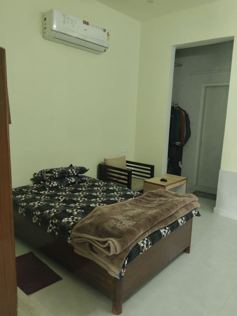 Bedroom, sector 46 3 Bedroom 108 Sq.Yd. Independent House In Sector 46 Faridabad 10014104