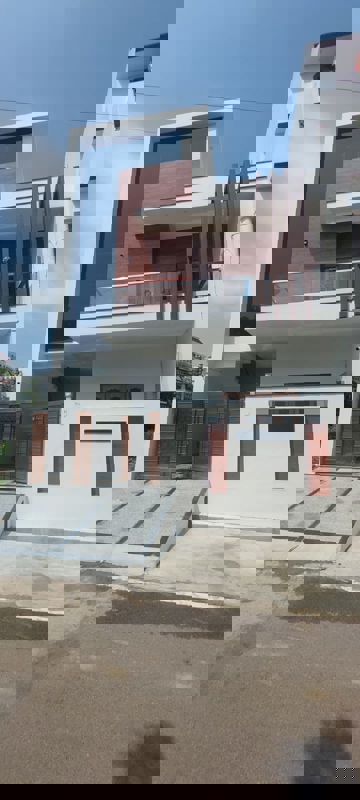 3 BHK + Pooja Room 1250 Sq.Ft. Builder Floor in DLF Vibhuti Khand