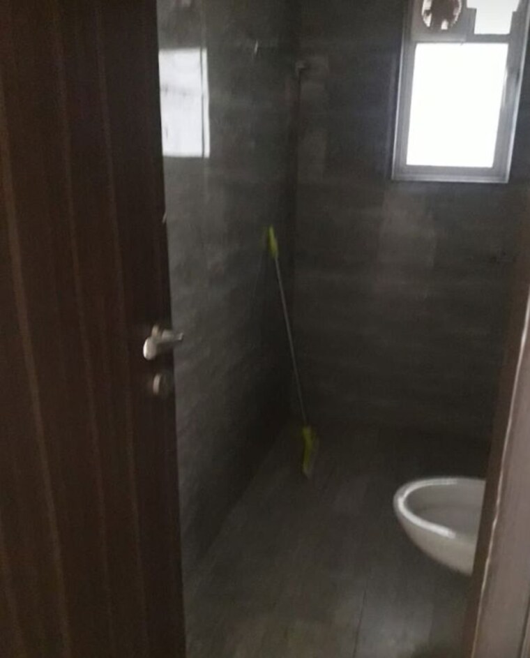 Bathroom, raheja-ridgewood 3 Bedroom 1723 Sq.Ft. Apartment In Goregaon East Mumbai 9938995