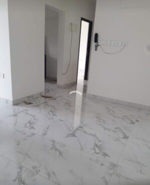 Room in 3 BHK Apartment at Raheja Ridgewood, Goregaon East – for Sale