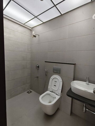 Attached Bathroom in 2.5 BHK Apartment at Rama Metro Life Maxima Residences, Tathawade – for Rent