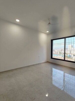 Room in 2.5 BHK Apartment at Rama Metro Life Maxima Residences, Tathawade – for Rent