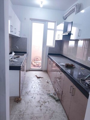 Kitchen in 2 BHK Builder Floor at DLF Vibhuti Khand, Gomti Nagar – for Rent