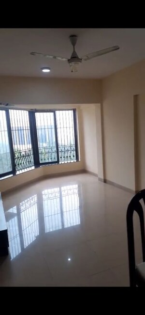2 BHK Apartment For Rent in Serenity Heights, Malad West