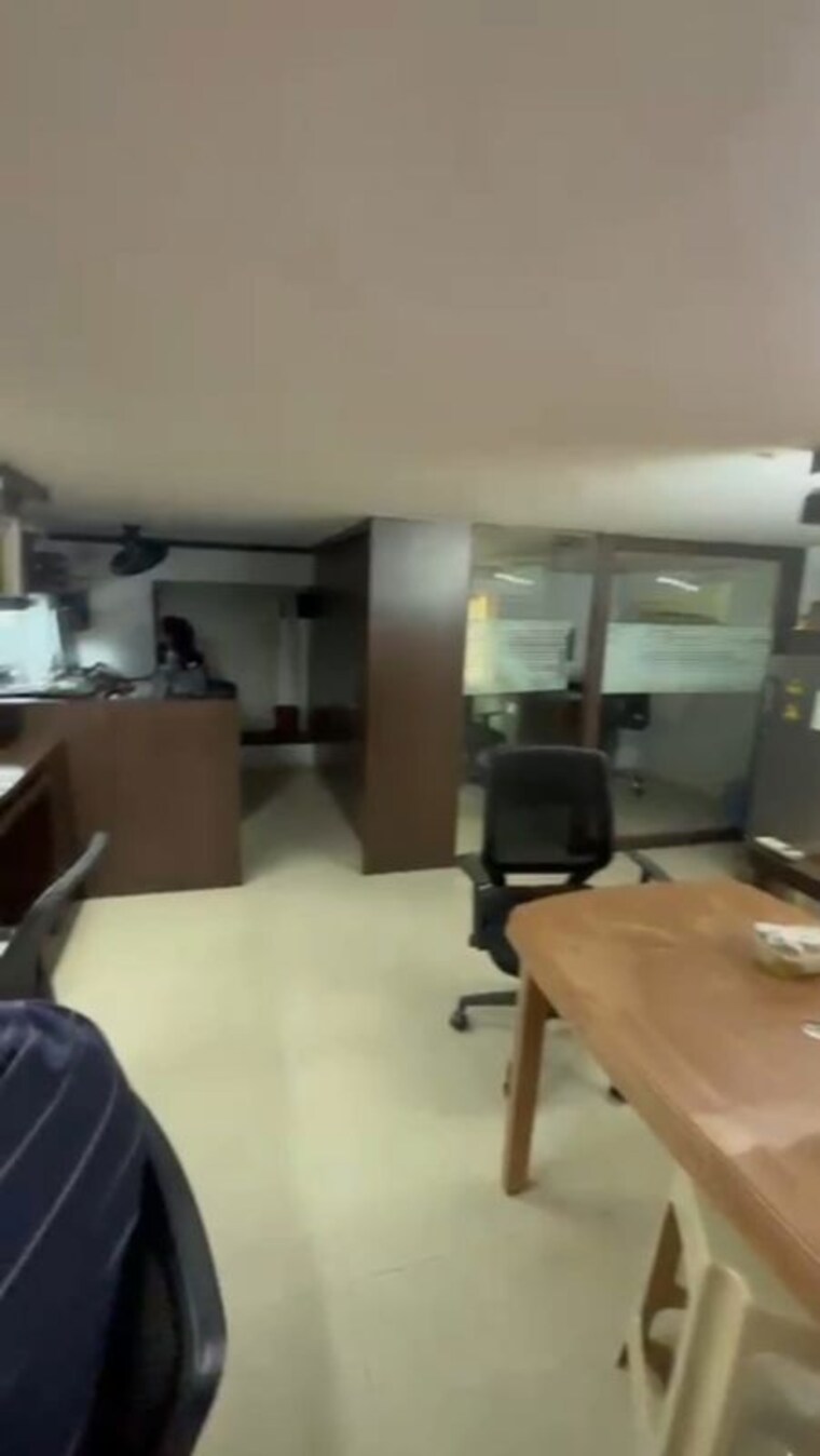 Team Area, crystal-plaza-andheri-west Commercial Office Space 315 Sq.Ft. In Andheri West Mumbai 10014184