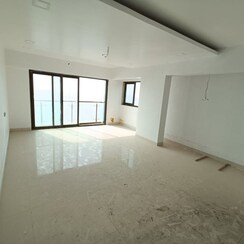 2 BHK + Pooja Room Apartment For Rent in Hari Niwas Bandra