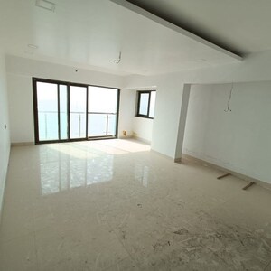 2 BHK Apartment For Rent in Hari Niwas Bandra, Turner Road