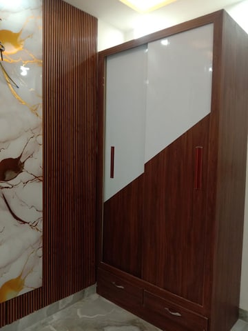 Room in 2 BHK Independent House at Dwarka Mor – for Sale