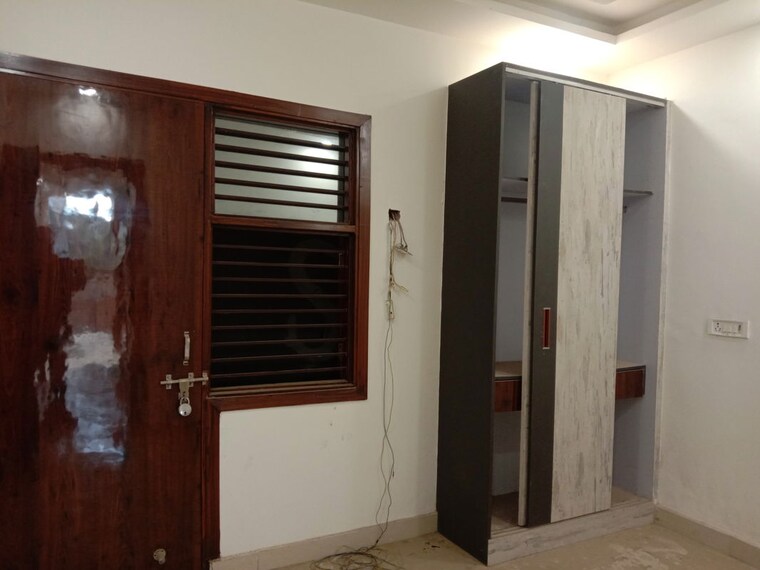 Room, dwarka mor 2 Bedroom 900 Sq.Ft. Independent House In Dwarka Mor Delhi 10014228