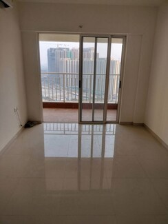 2 BHK + Pooja Room Apartment For Rent in Lodha Amara