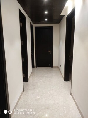 Building Lobby in 4 BHK Builder Floor at South Extension ii – for Rent
