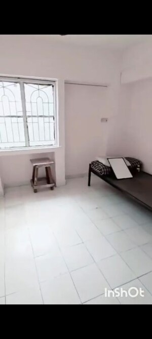 Room in 2 BHK Apartment at Mazda Premier Homes, Tingre Nagar – for Rent