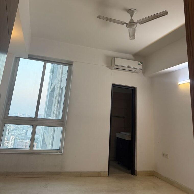 Room, puri-diplomatic-greens-phase-i 4 Bedroom 2950 Sq.Ft. Apartment In New Palam Vihar Phase 3 Gurgaon 10014262