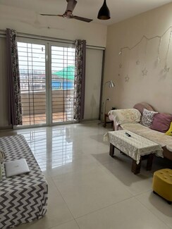 2 BHK + Pooja Room,Servant Room,Extra Room Apartment For Rent in Parshwa Raga