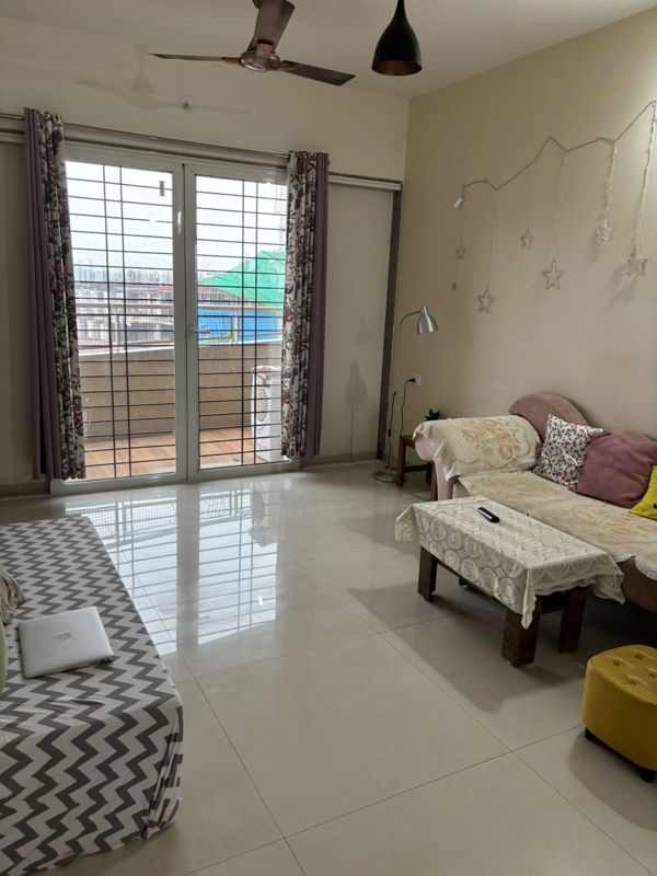 2 BHK + Pooja Room,Servant Room,Extra Room Apartment For Rent in Parshwa Raga