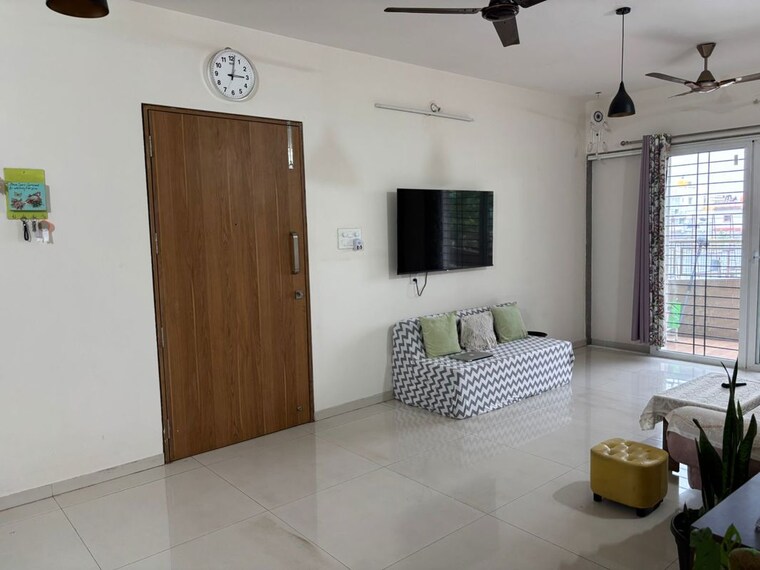 Living Room, parshwa-raga 2 Bedroom 946 Sq.Ft. Apartment In Lohgaon Pune 10014264