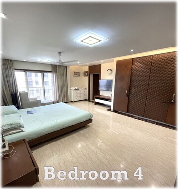 Bedroom in 6 BHK Apartment at Evershine Jewel, Khar West – for Sale