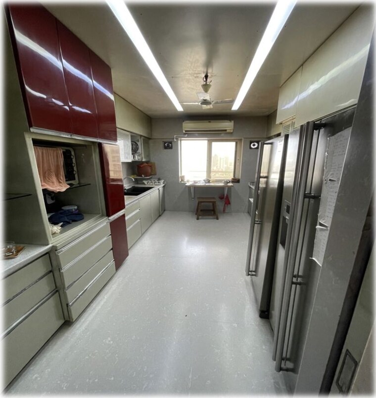 Kitchen, evershine-jewel 6 Bedroom 4272 Sq.Ft. Apartment In Khar West Mumbai 10014257