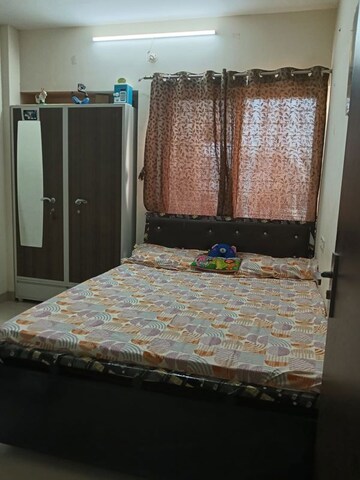 Bedroom in 2 BHK Apartment at Dhanori – for Rent